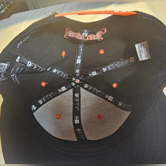 NWOT New Era Black and Orange Emmure Metalcore Snapback NOS - Picture 7 of 9